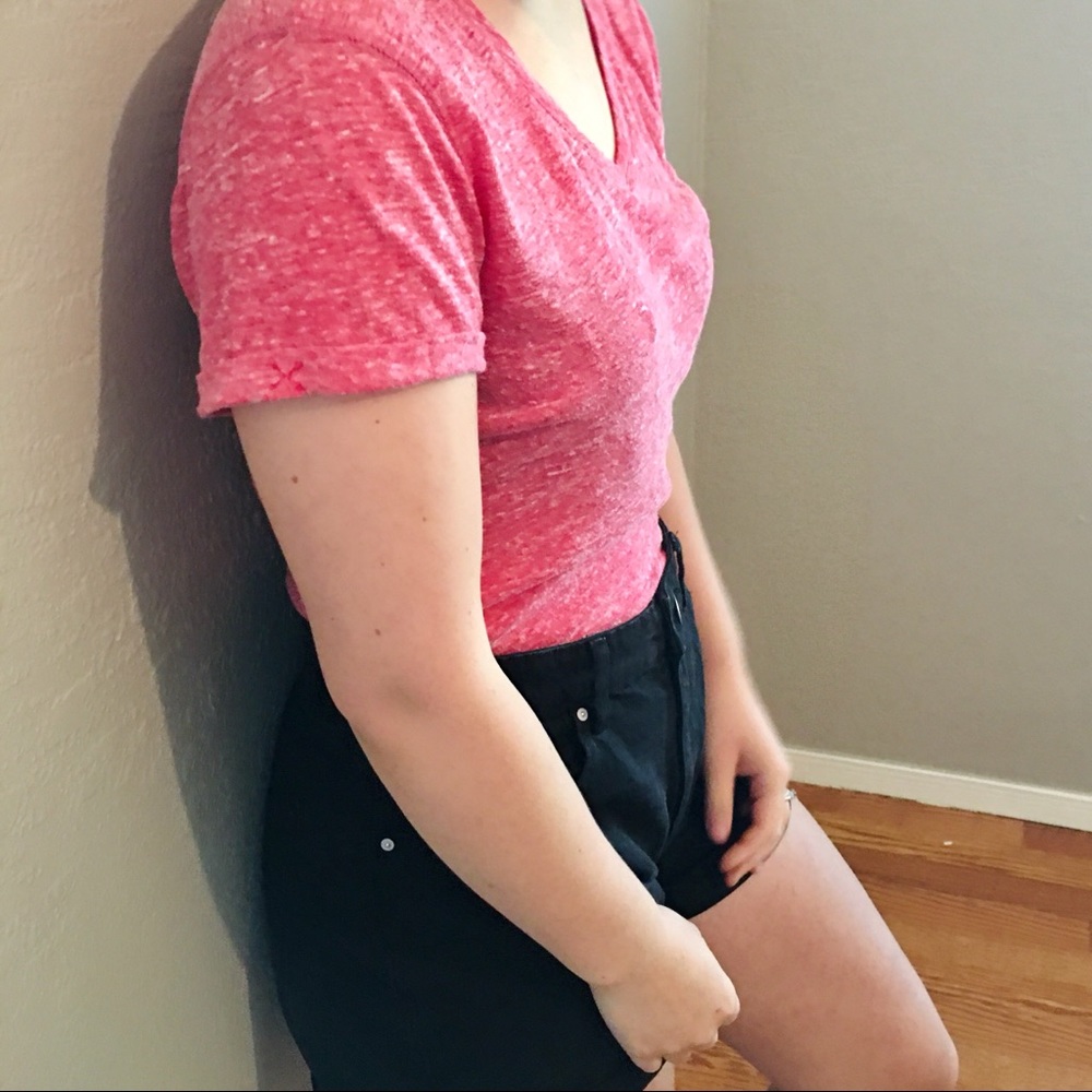 Active V-Neck Tee